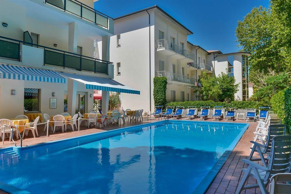 Hotel Athena Cervia Eksteriør billede