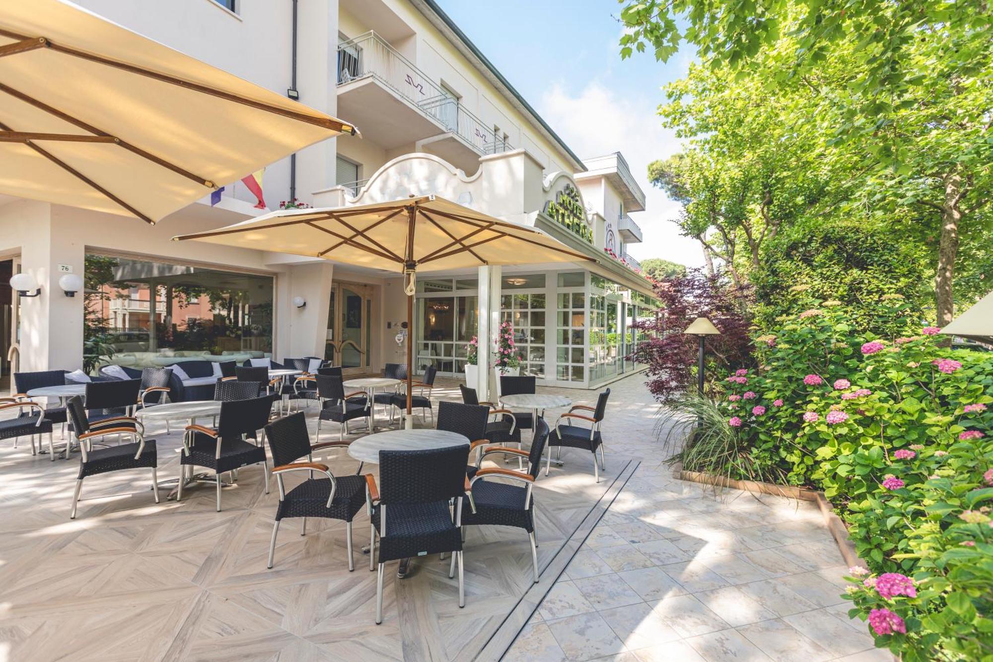 Hotel Athena Cervia Eksteriør billede