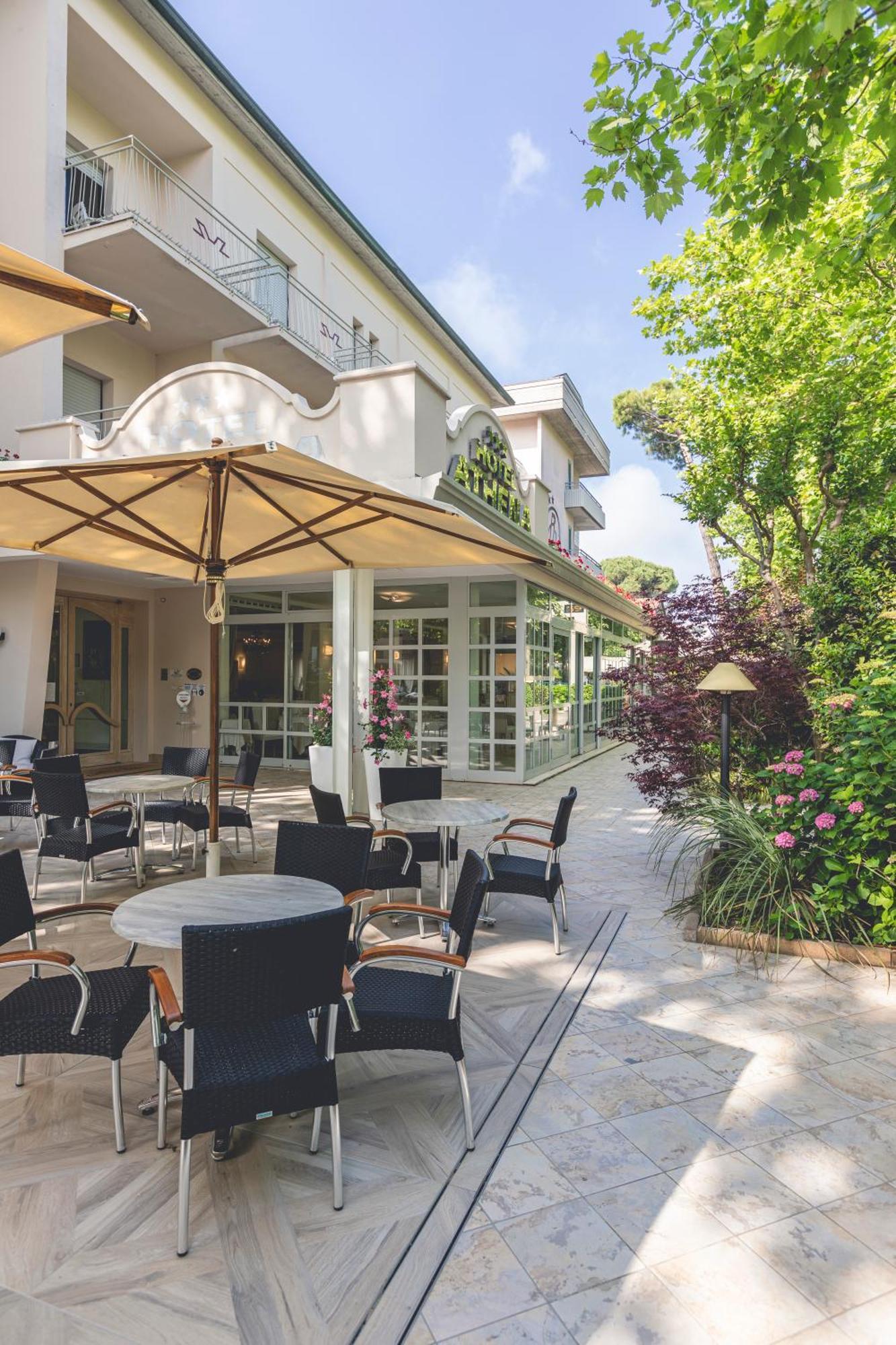 Hotel Athena Cervia Eksteriør billede