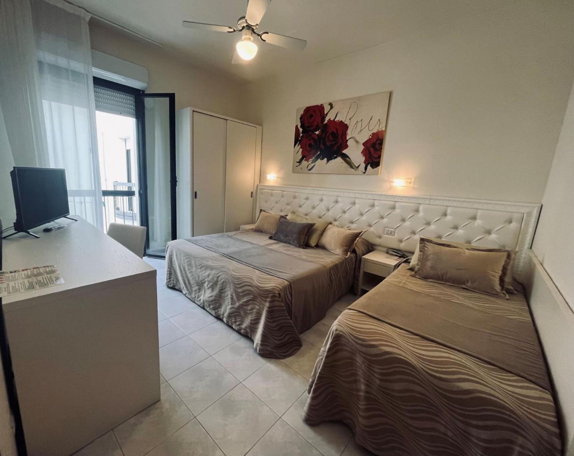 Hotel Athena Cervia Eksteriør billede