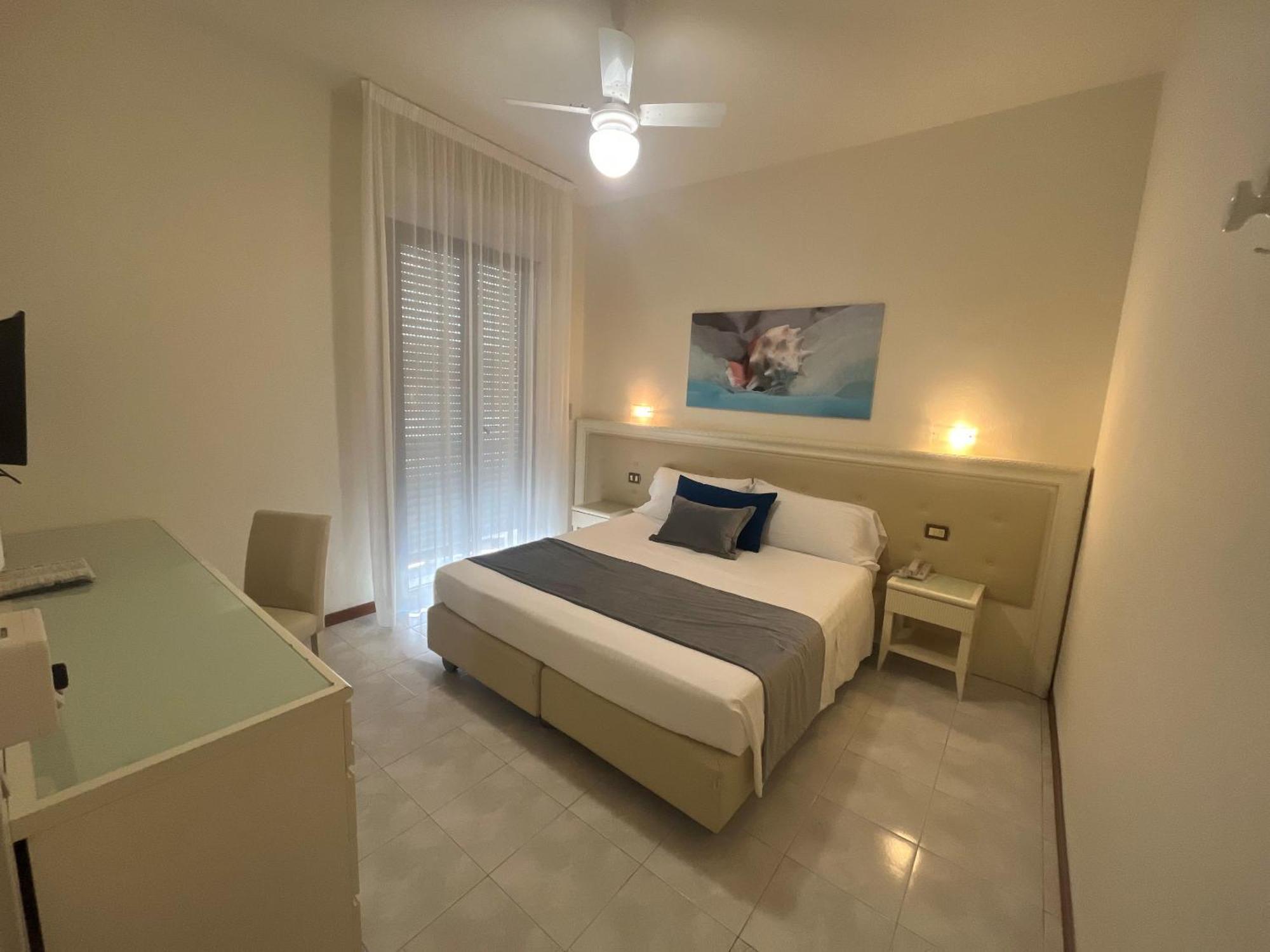 Hotel Athena Cervia Eksteriør billede