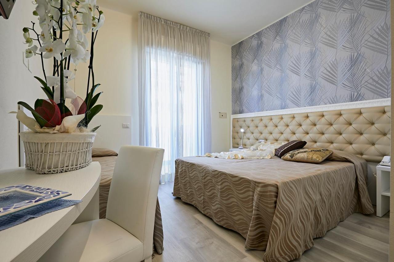 Hotel Athena Cervia Eksteriør billede