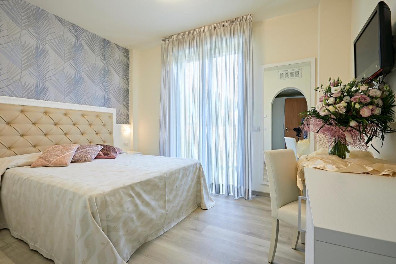 Hotel Athena Cervia Eksteriør billede